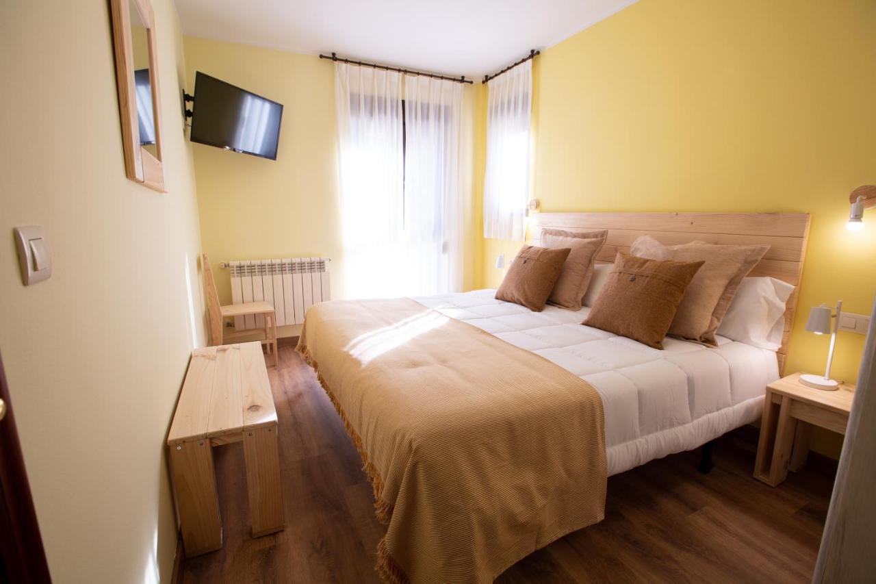 La Casona De Cardes Otel Onís Dış mekan fotoğraf