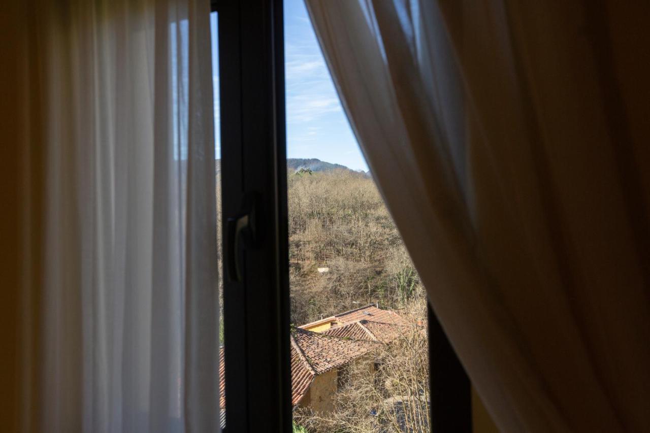 La Casona De Cardes Otel Onís Dış mekan fotoğraf