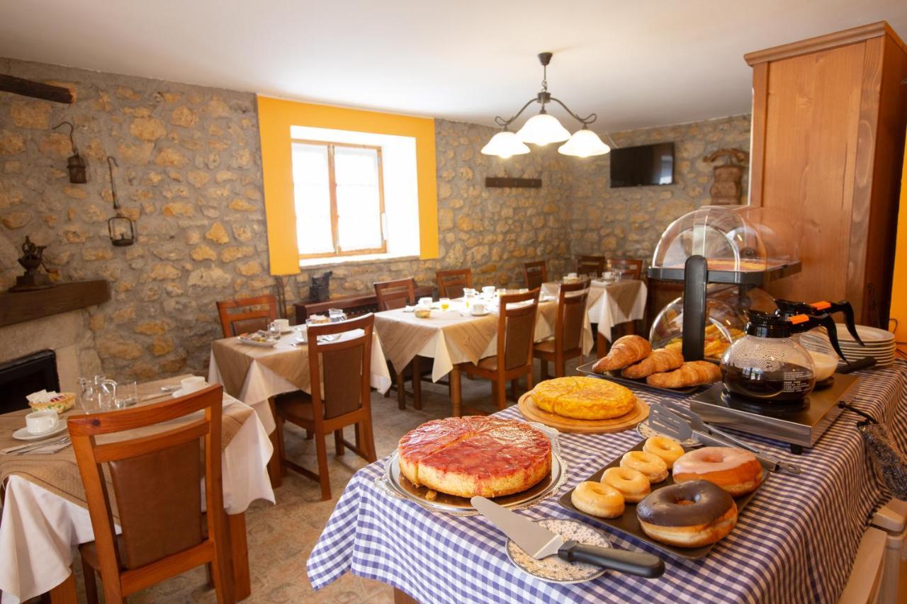 La Casona De Cardes Otel Onís Dış mekan fotoğraf