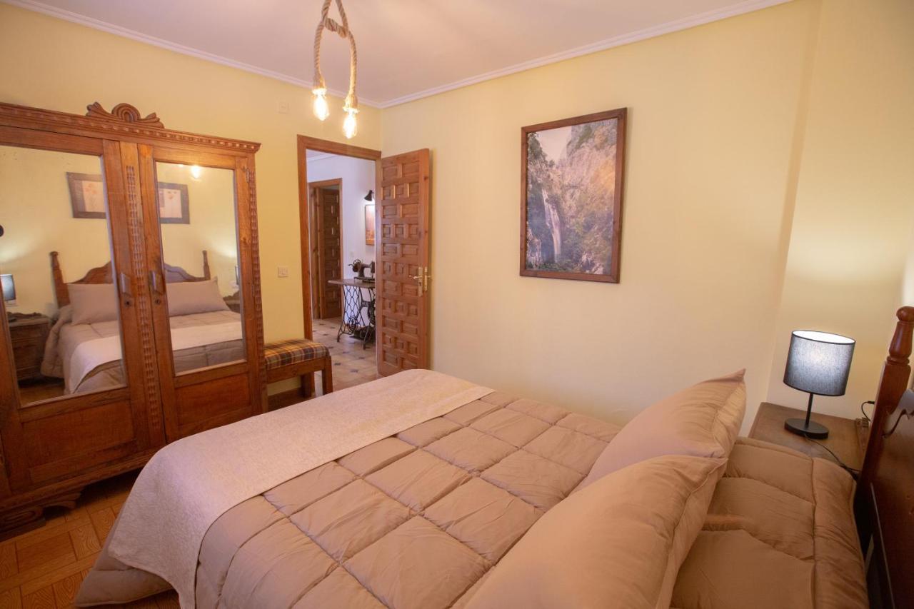 La Casona De Cardes Otel Onís Dış mekan fotoğraf