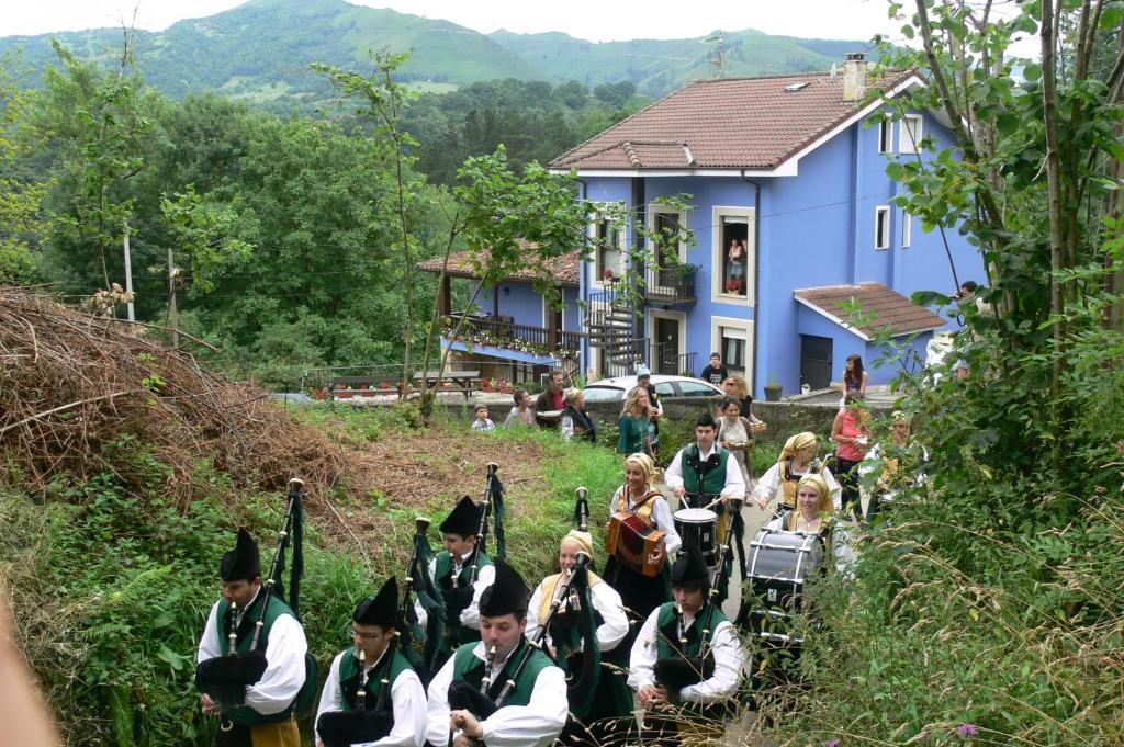 La Casona De Cardes Otel Onís Dış mekan fotoğraf
